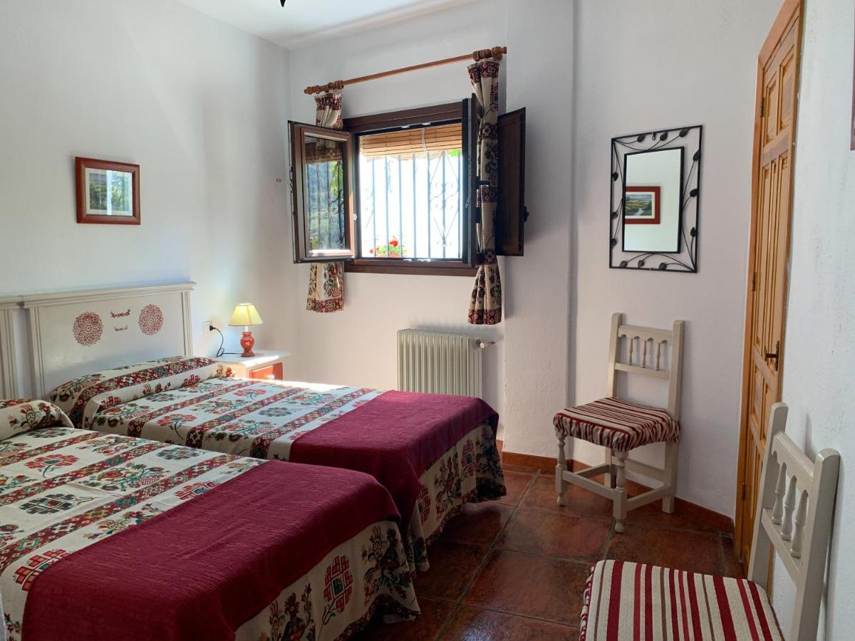 Hostal Rural Atalaya Capileira Bagian luar foto