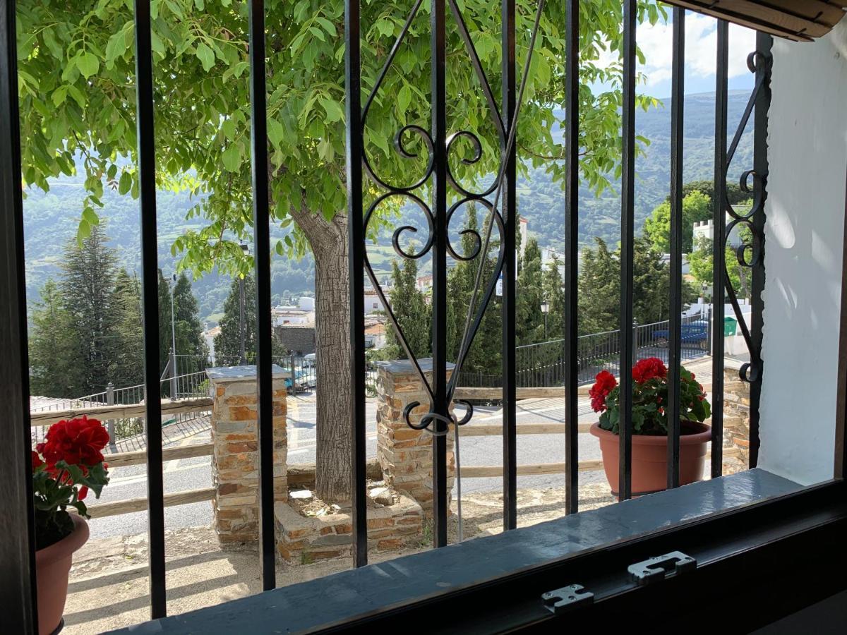 Hostal Rural Atalaya Capileira Bagian luar foto